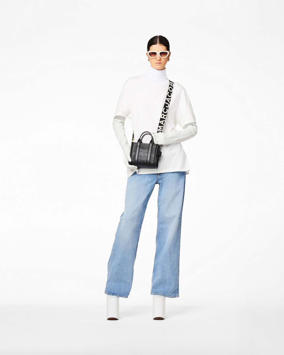 The Thin Logo Webbing Strap Black/White - Marc Jacobs