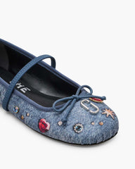The Trinket Charm Sabrina Ballerina Medium Wash Multi - Marc Jacobs